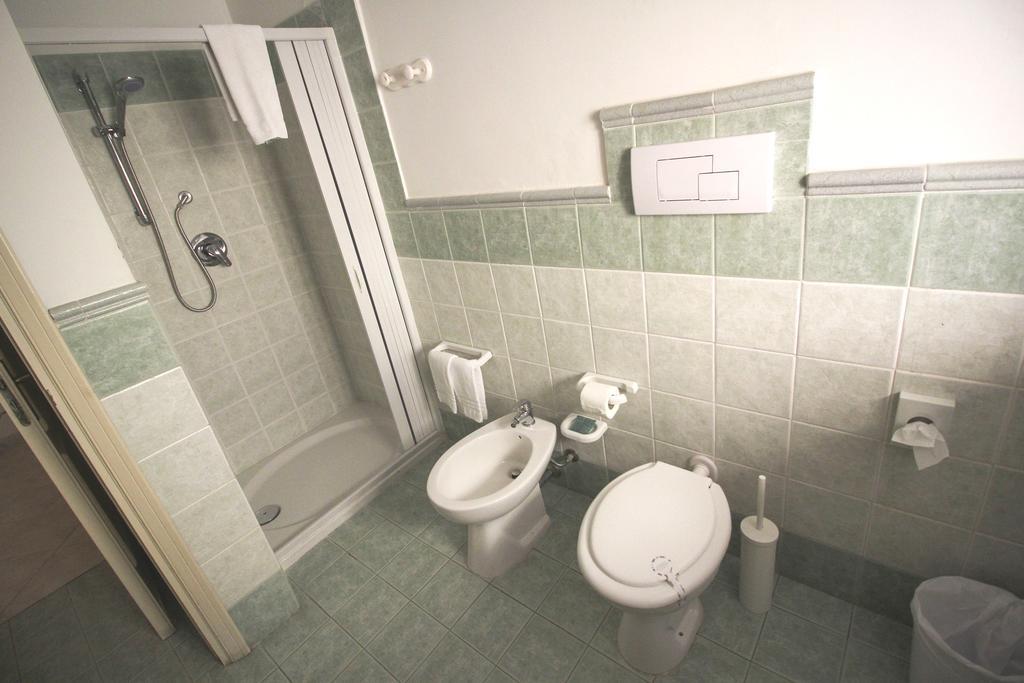 Chambre Quadruple avec Salle de Bains Privative